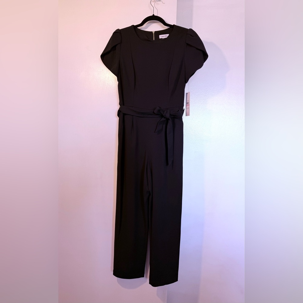 Calvin Klein Women’s Tie-Waist Tulip-Sleeve Jumpsuit